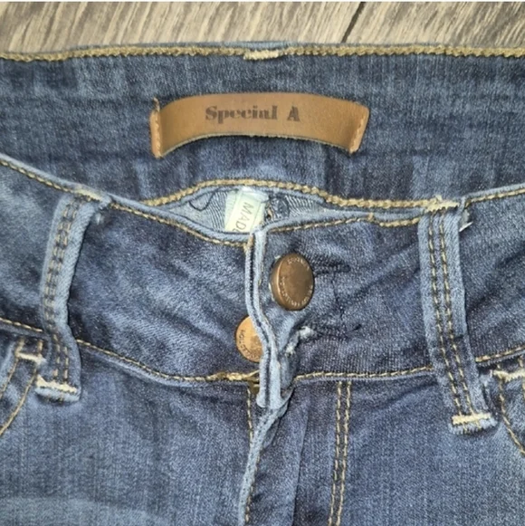 Special A Classic Blue Flare - Picture 2 of 8